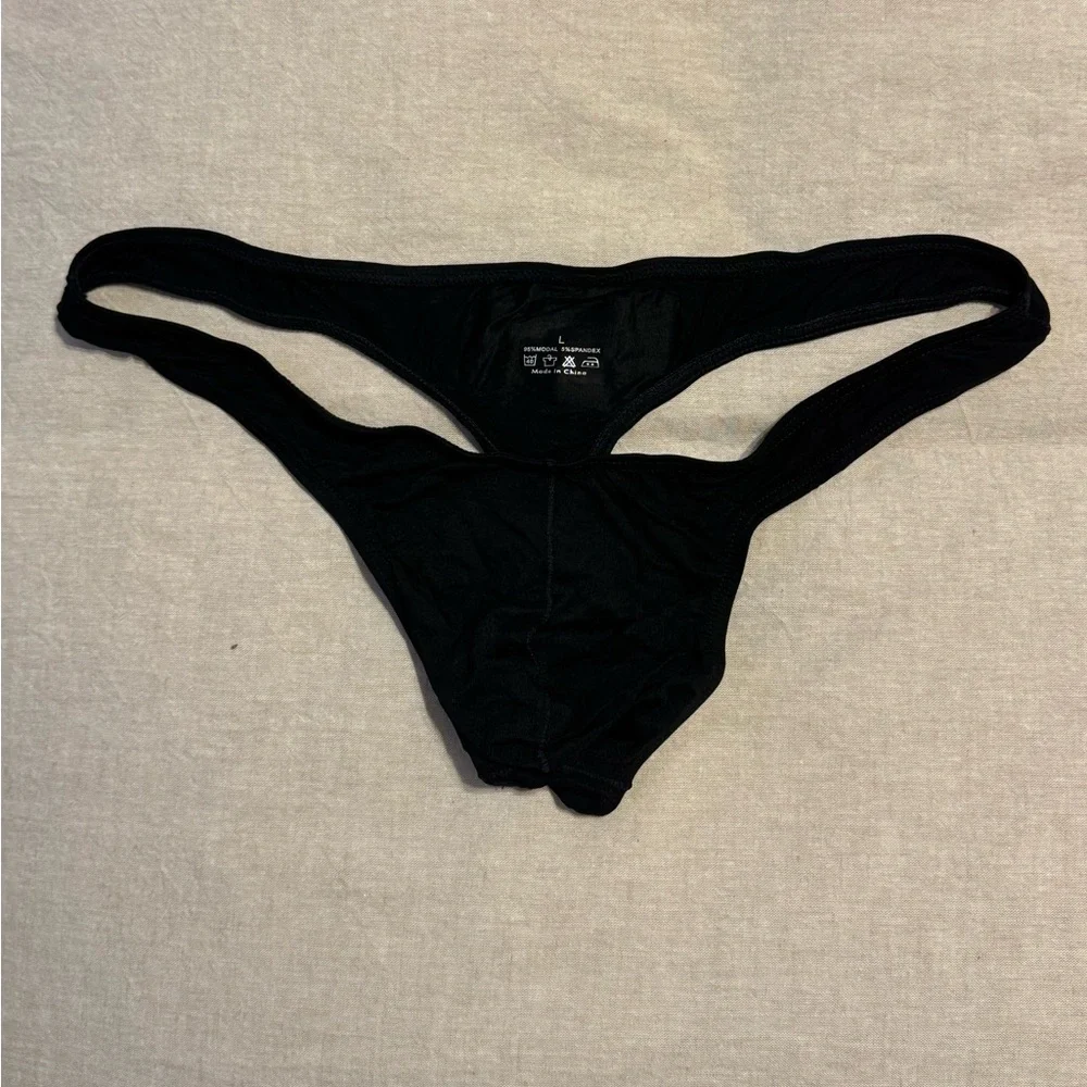 Men’s Black Thong - Picture 1 of 3